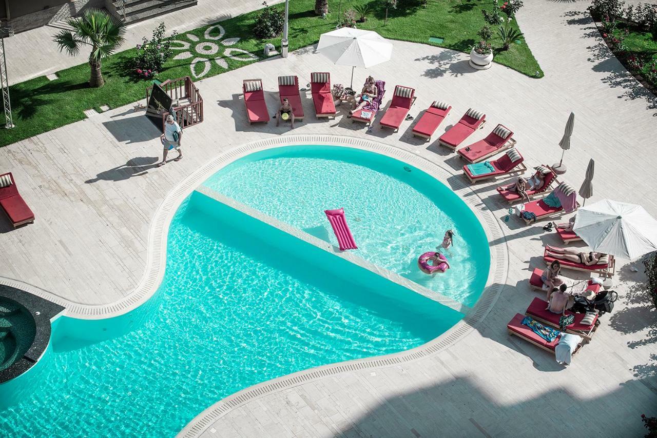 Royal Palace Apart otel Lezhë Dış mekan fotoğraf