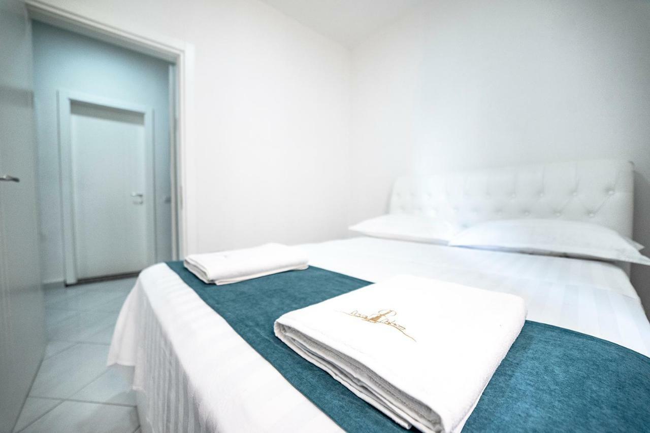Royal Palace Apart otel Lezhë Dış mekan fotoğraf