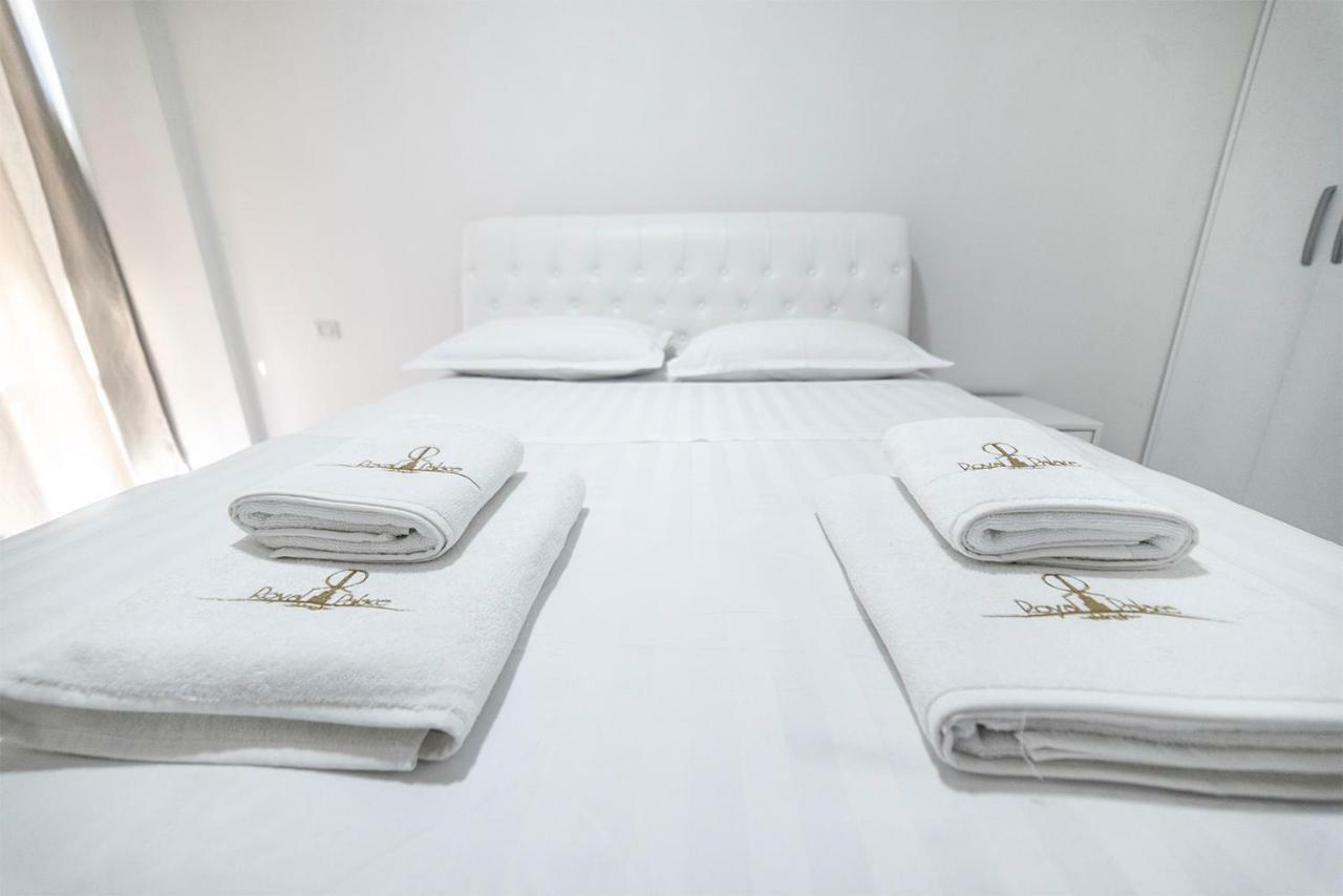 Royal Palace Apart otel Lezhë Dış mekan fotoğraf